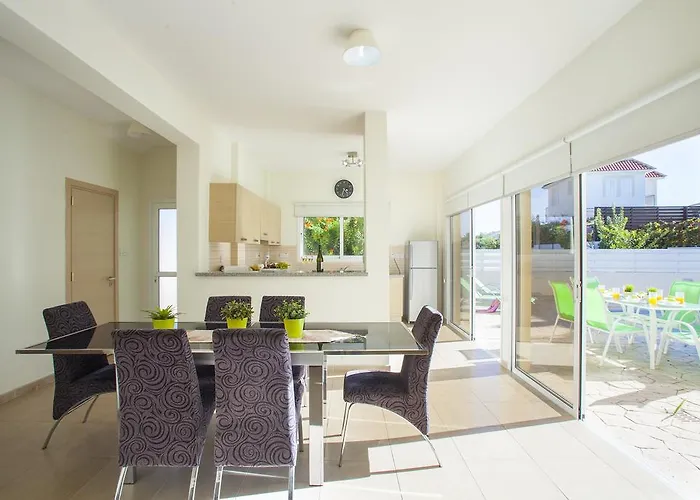 Theodora * 프로타라스