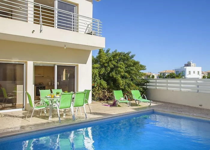 Theodora 빌라 프로타라스