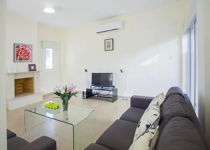 Theodora * 프로타라스