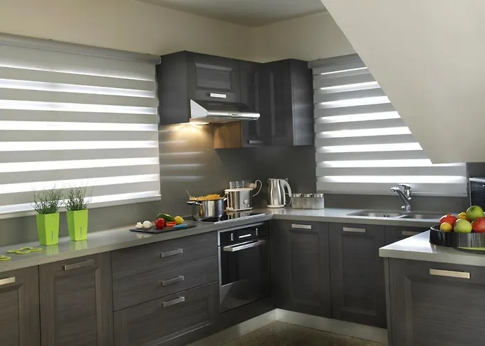 Theodora 빌라 프로타라스